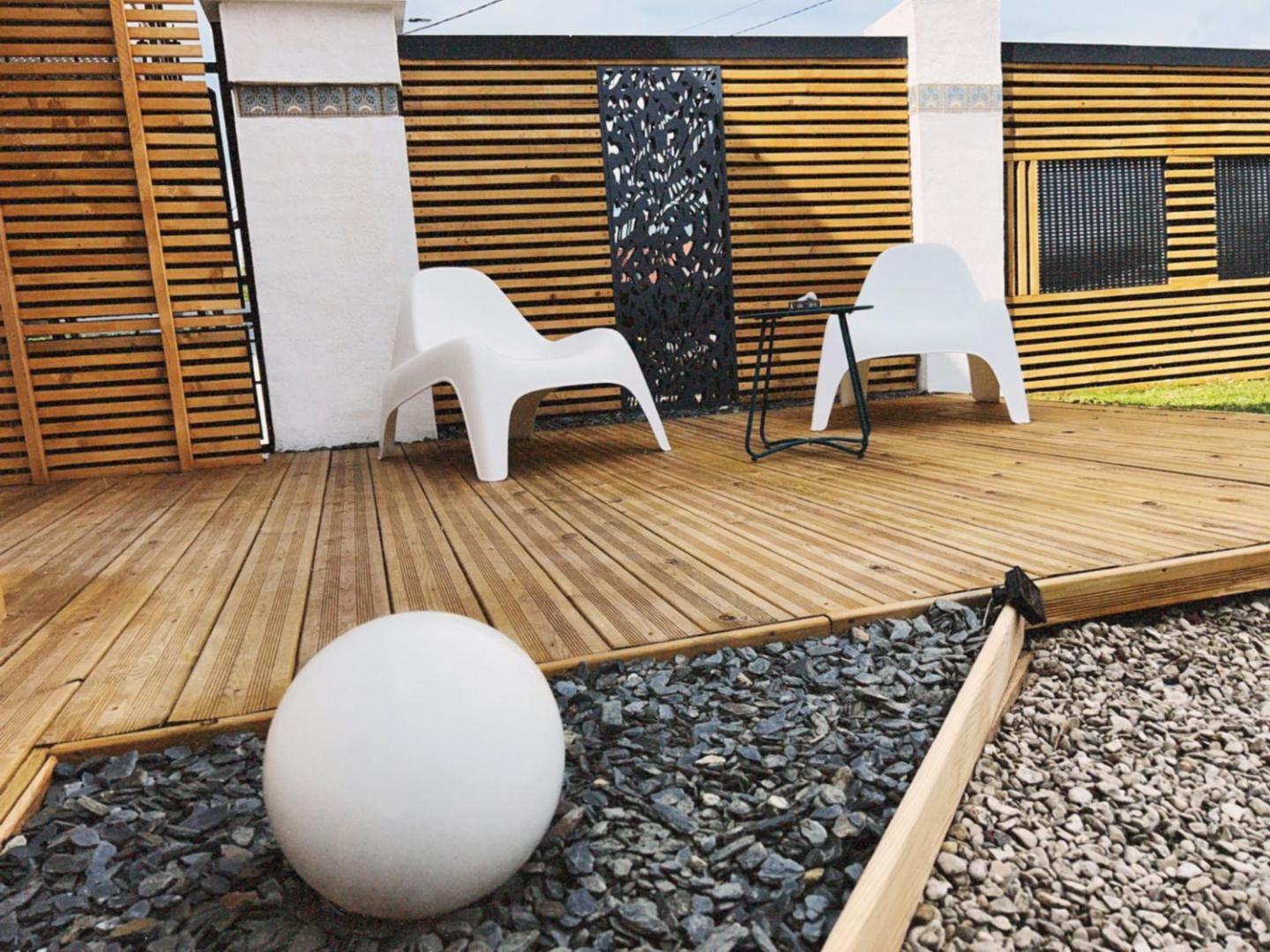 Love Room Haut De Gamme - L'Extase Avec Jacuzzi Violaines Bagian luar foto